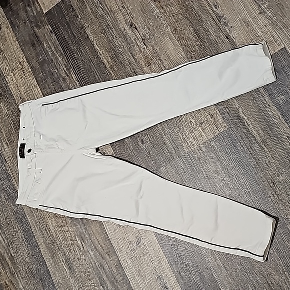 JEN7 White Skinny Jeans - Picture 3 of 13